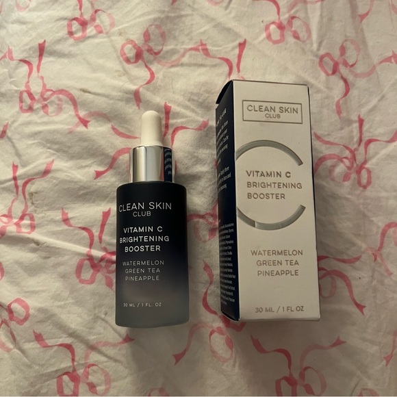 Clean Skin Club Vitamin C Booster - Picture 2 of 5